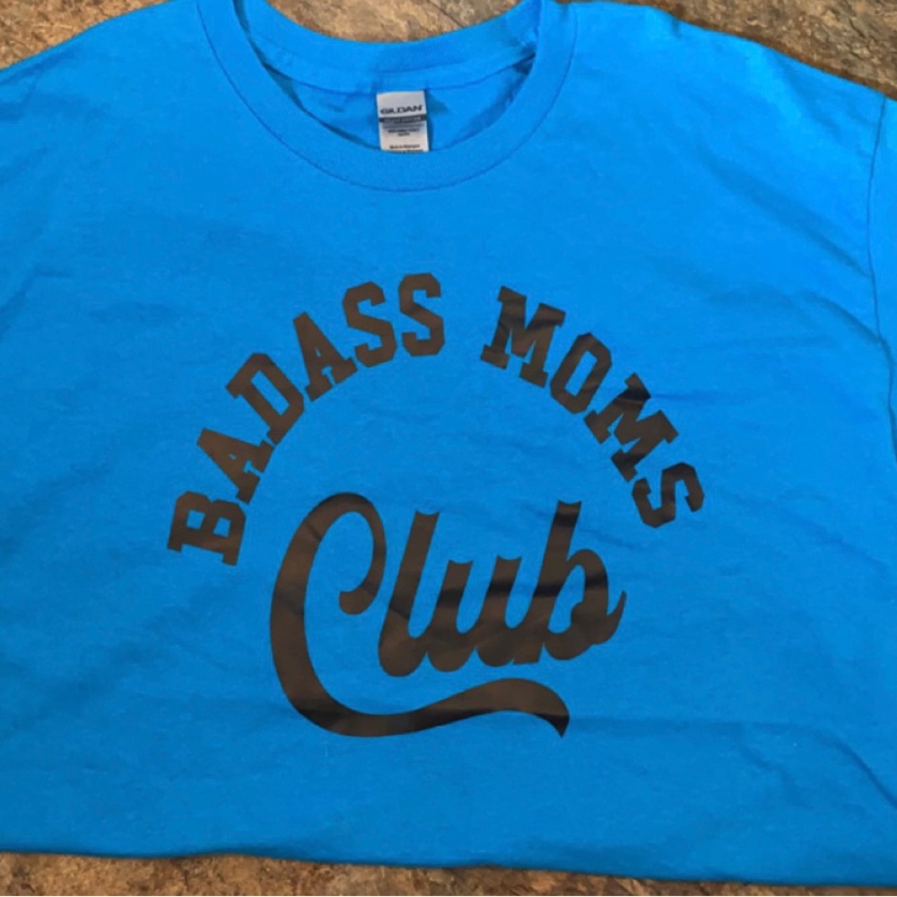 Badass moms club t-shirt